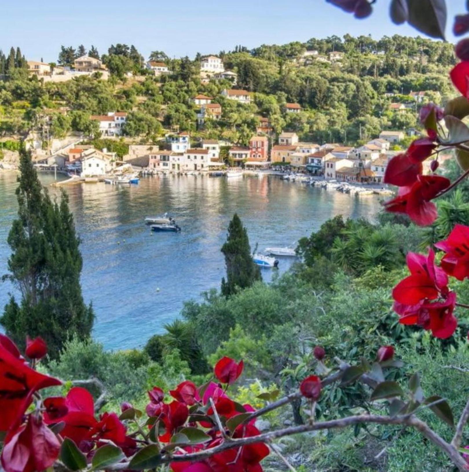 Aronis Spyros Panoramic Seaview Apartments Longós Екстериор снимка