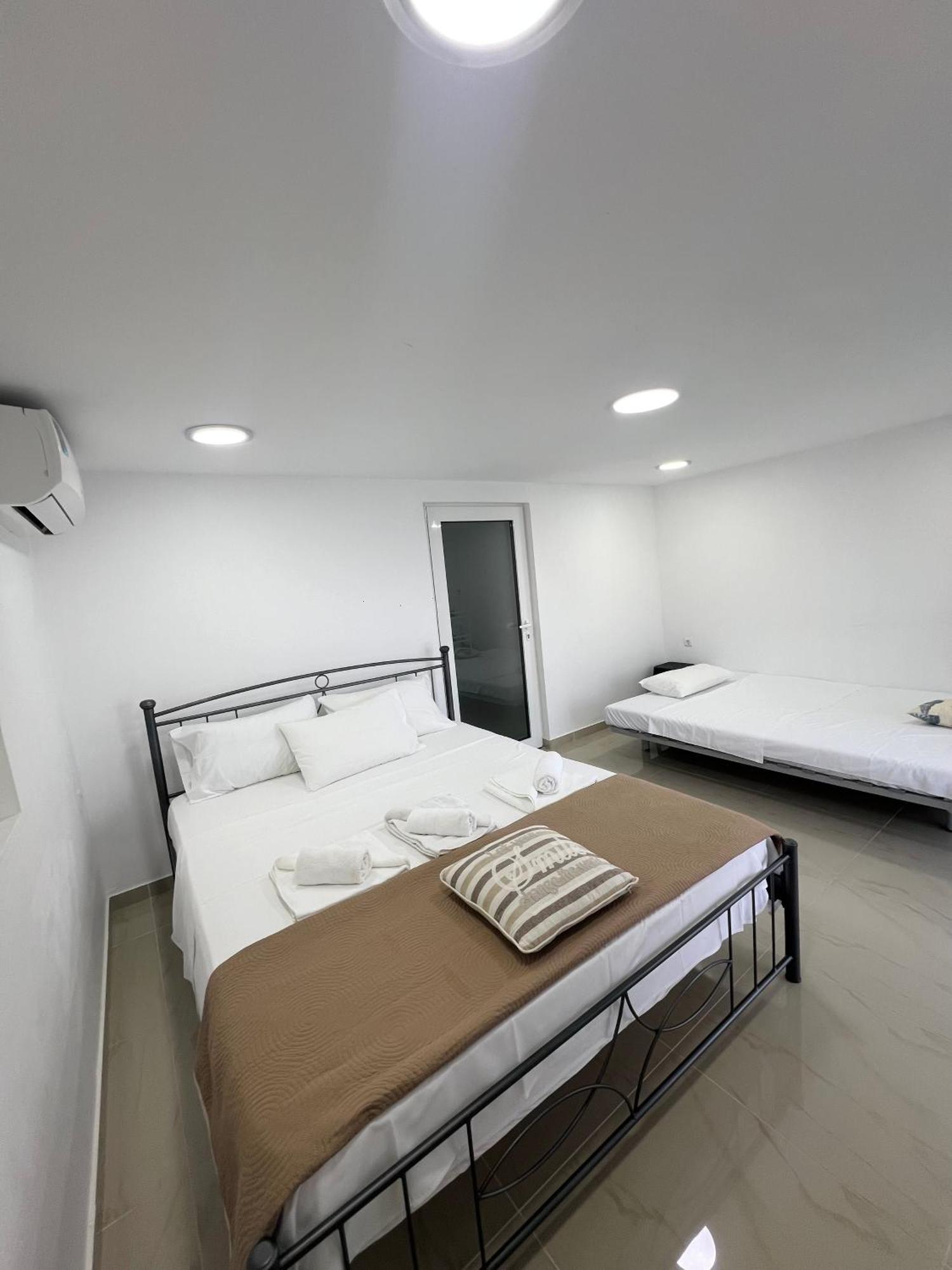 Aronis Spyros Panoramic Seaview Apartments Longós Стая снимка